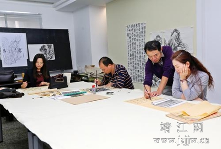 80位市民接受文化馆免费培训